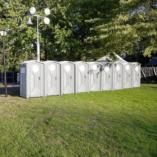 we offer luxury options such as air conditioning and heating, running water, and high-end interior finishes for our special event portable toilets